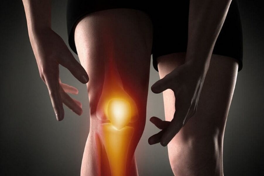 With osteoarthritis, the pain becomes stronger during movement